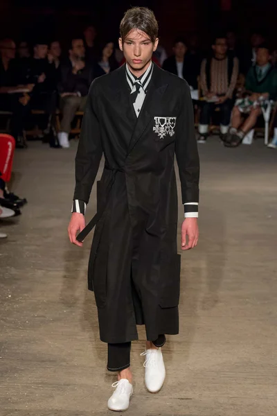 Look 21